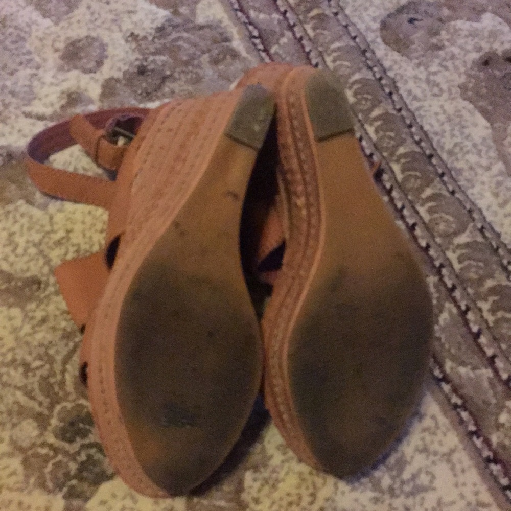 Sandals - Picture 3 of 4